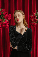 CIGALONG-Pearl Bloom Necklace