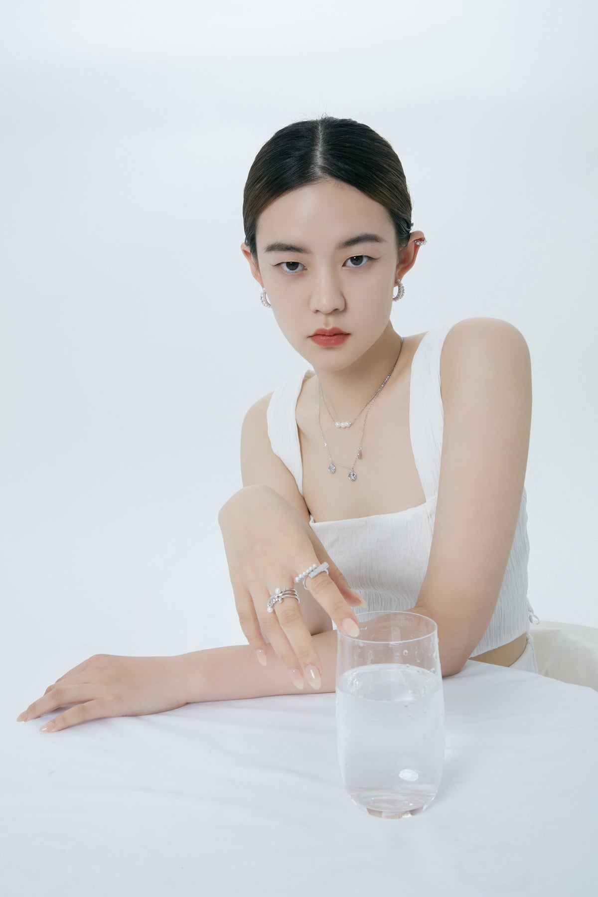 CIGALONG-Refined Elegance Double-Layer Shell Pearl Earrings