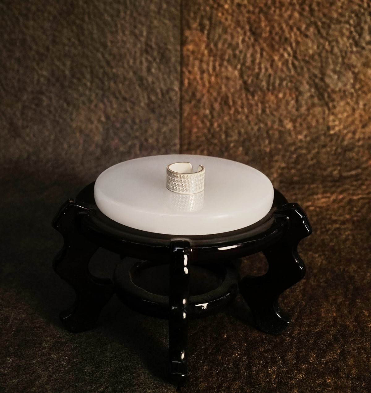 SERIOUSLY NEW-Ivory Houndstooth Ring