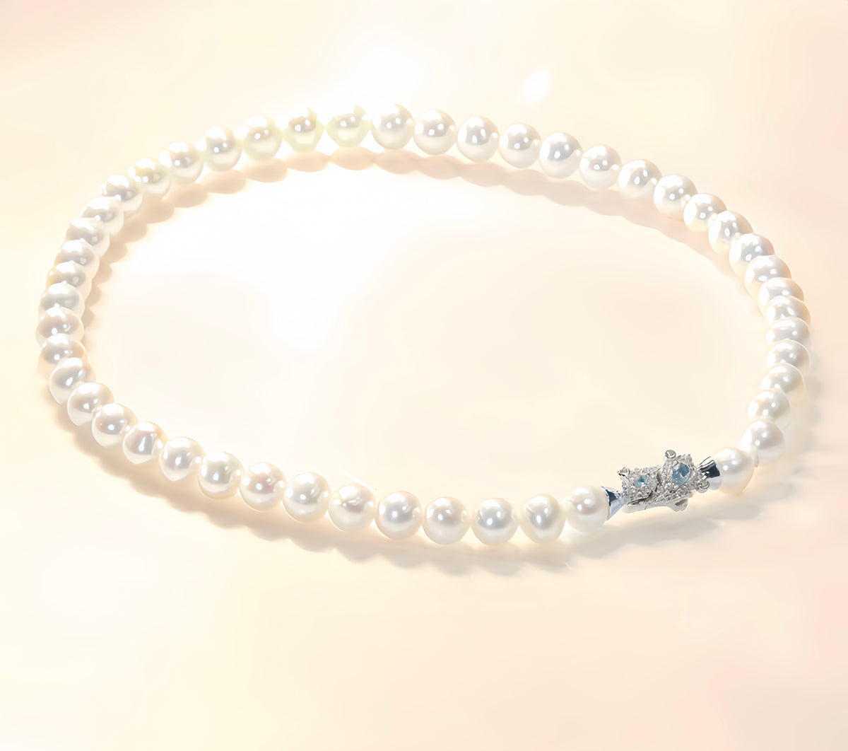 CIGALONG-Aurora Strand Pearl Necklace – Twin Wings Edition