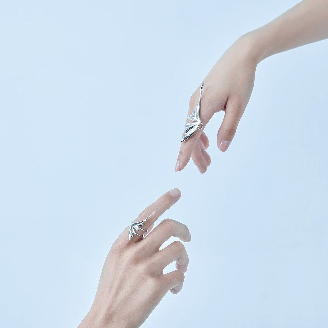 MOON WILD – Flutter Bond Open Ring (Left & Right)