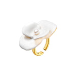 daartemis-White Bloom Adjustable Ring